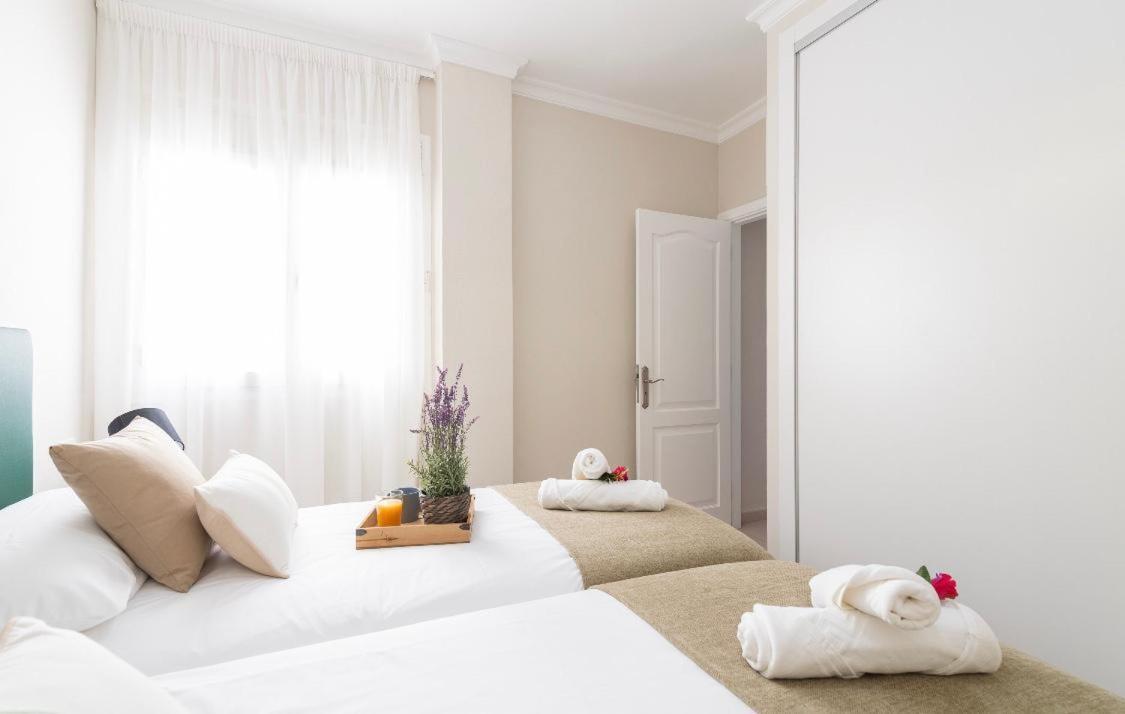 Amarre Palm Apartment ปวยร์โต เด มอแกน ภายนอก รูปภาพ